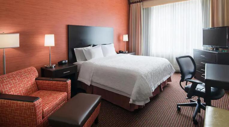 King Room with King Bed - Non-Smoking,1710085175:JPEG